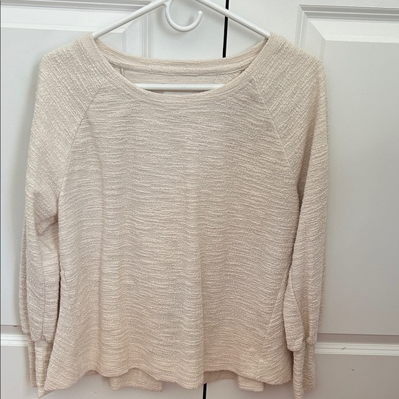 Anthropologie Cream Textured Blouse with Bow in back - Picture 1 of 6